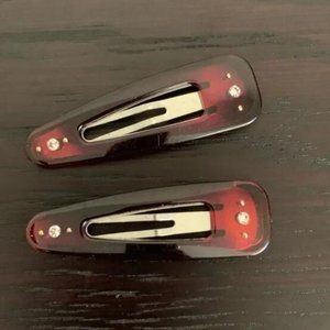 2 hair clips with crystal stones